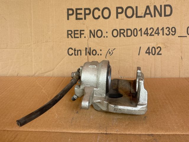 bontott MAZDA 6 Bal első Féknyereg Munkahengerrel