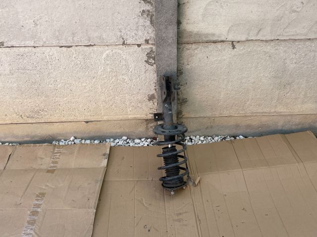 bontott MAZDA 6 Bal első Gólyaláb (Lengécsillapító, Rugó)