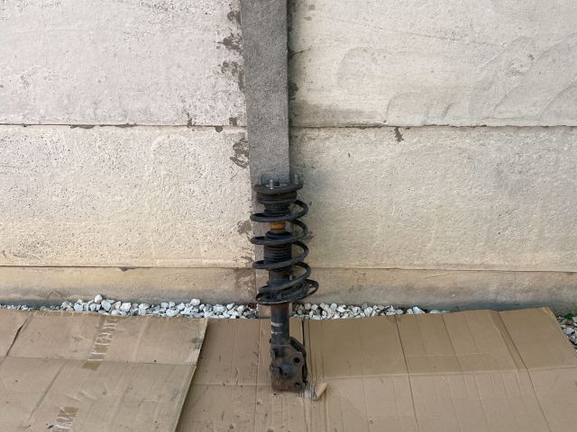 bontott MAZDA 6 Bal első Gólyaláb (Lengécsillapító, Rugó)