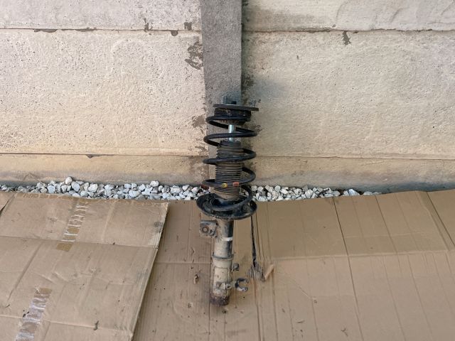 bontott MAZDA 6 Bal első Gólyaláb (Lengécsillapító, Rugó)