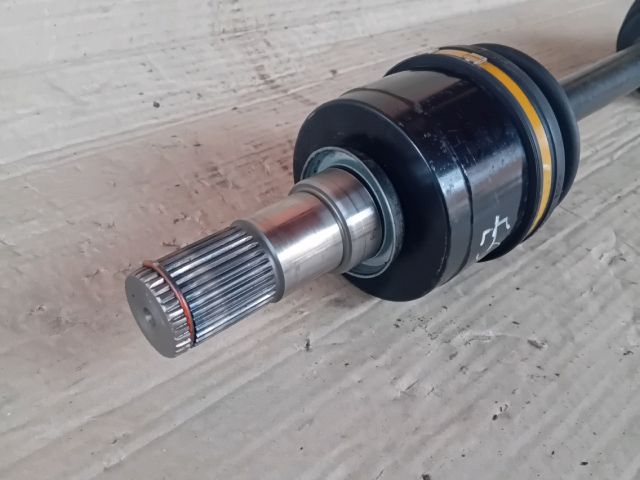 bontott MAZDA 6 Bal Féltengely