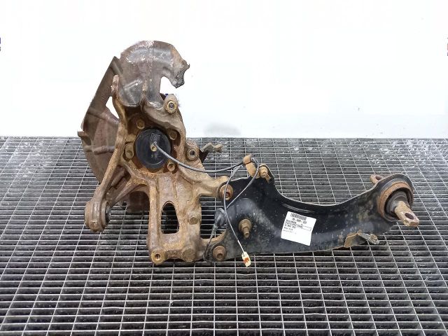 bontott MAZDA 6 Bal hátsó Csonkállvány