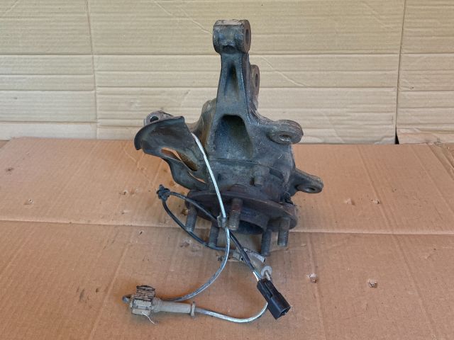 bontott MAZDA 6 Jobb első Csonkállvány Kerékaggyal