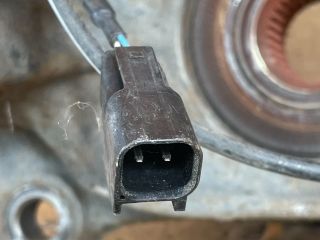 bontott MAZDA 6 Jobb első Csonkállvány Kerékaggyal