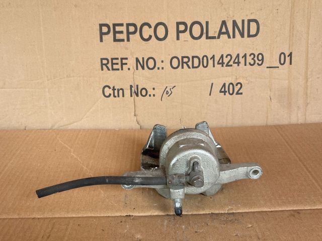 bontott MAZDA 6 Jobb első Féknyereg Munkahengerrel