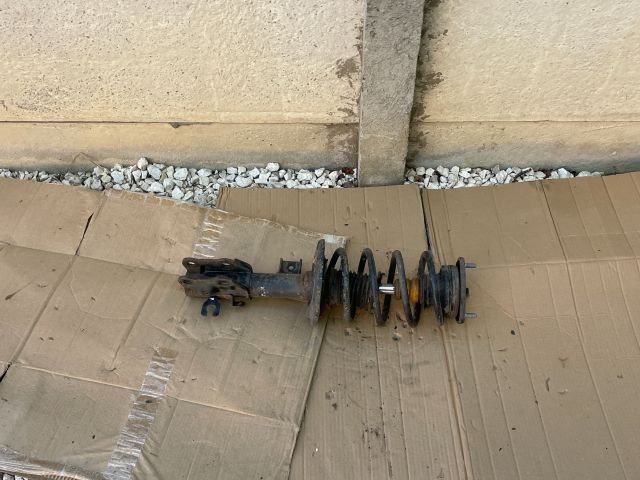 bontott MAZDA 6 Jobb első Gólyaláb (Lengécsillapító, Rugó)