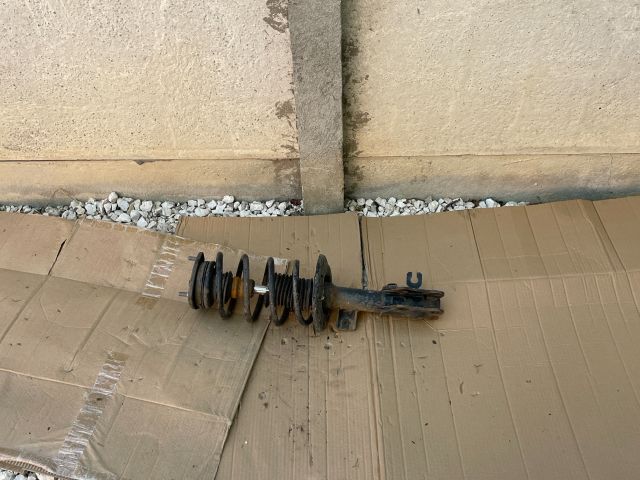 bontott MAZDA 6 Jobb első Gólyaláb (Lengécsillapító, Rugó)