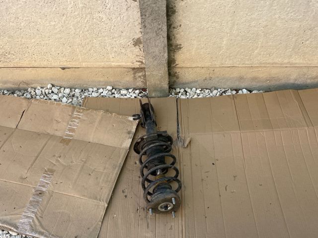 bontott MAZDA 6 Jobb első Gólyaláb (Lengécsillapító, Rugó)