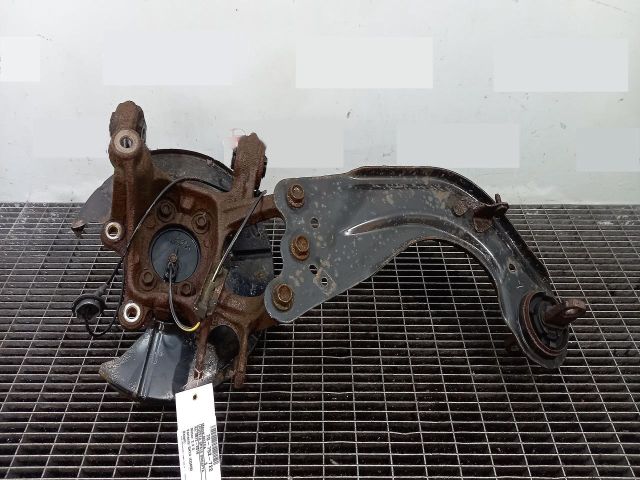 bontott MAZDA 6 Jobb hátsó Csonkállvány