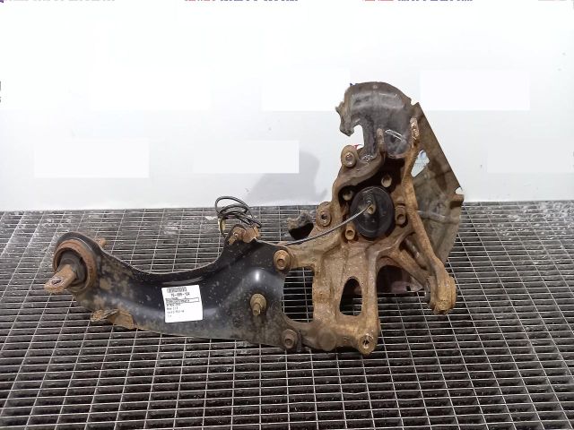 bontott MAZDA 6 Jobb hátsó Csonkállvány