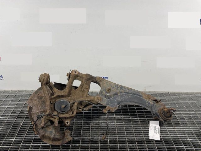 bontott MAZDA 6 Jobb hátsó Csonkállvány