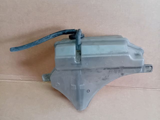 bontott MAZDA 6 Kiegyenlítő Tartály