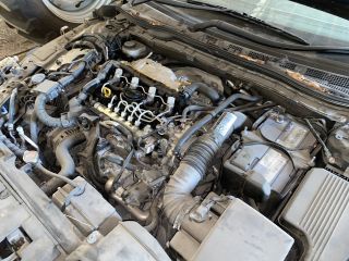 bontott MAZDA 6 Komplett Motor (Segédberendezésekkel)