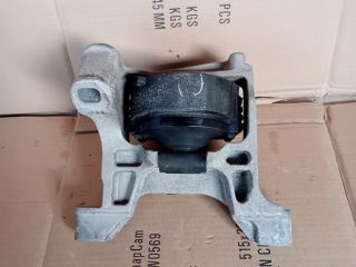 bontott MAZDA 6 Motor Tartó Bak Jobb