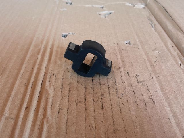 bontott MAZDA 6 Nagynyomású Szivattyú