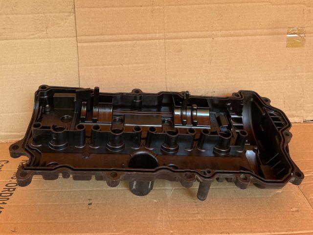 bontott MAZDA 6 Szelepfedél