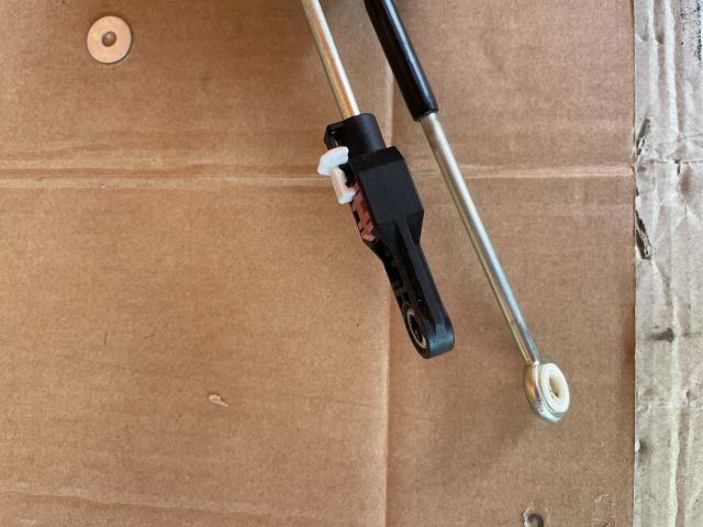 bontott MAZDA 6 Váltó Bowden