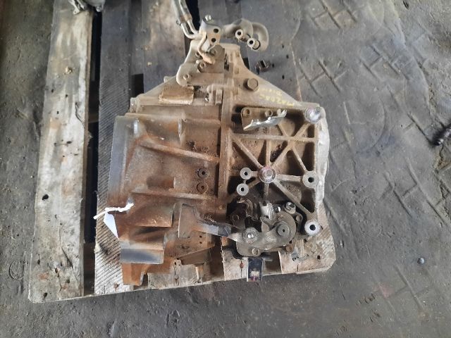 bontott MAZDA 6 Váltó (Mechanikus)