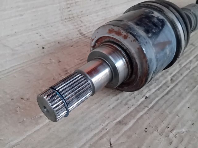 bontott MAZDA 6 Bal Féltengely