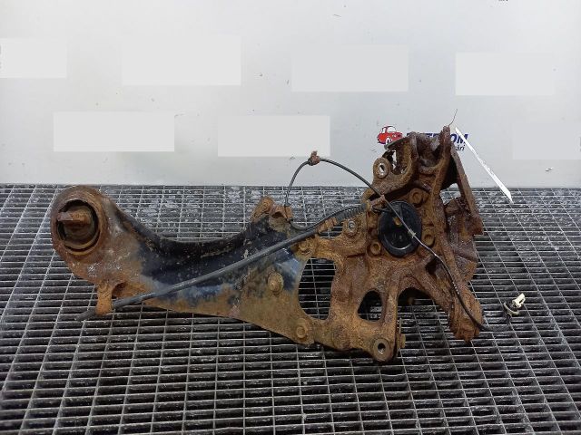 bontott MAZDA 6 Bal hátsó Csonkállvány