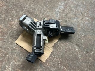 bontott MAZDA 6 Gyújtáskapcsoló Házzal