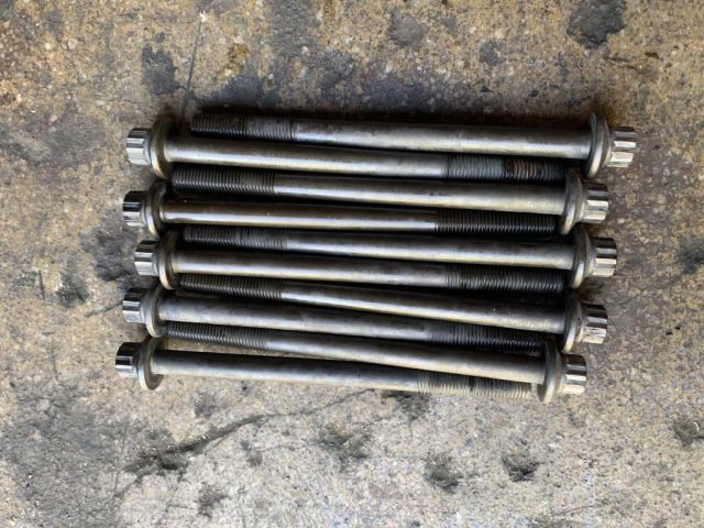 bontott MAZDA 6 Hengerfej Csavar