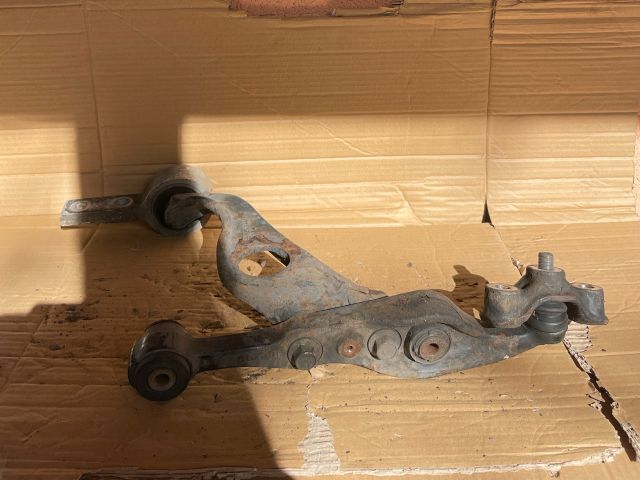 bontott MAZDA 6 Jobb első Lengőkar