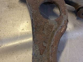 bontott MAZDA 6 Jobb első Lengőkar