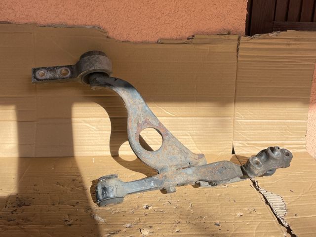 bontott MAZDA 6 Jobb első Lengőkar