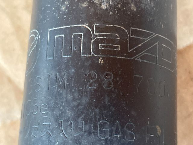 bontott MAZDA 6 Jobb hátsó Lengéscsillapító