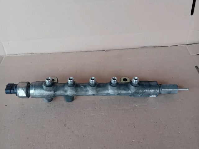 bontott MAZDA 6 Közösnyomócső