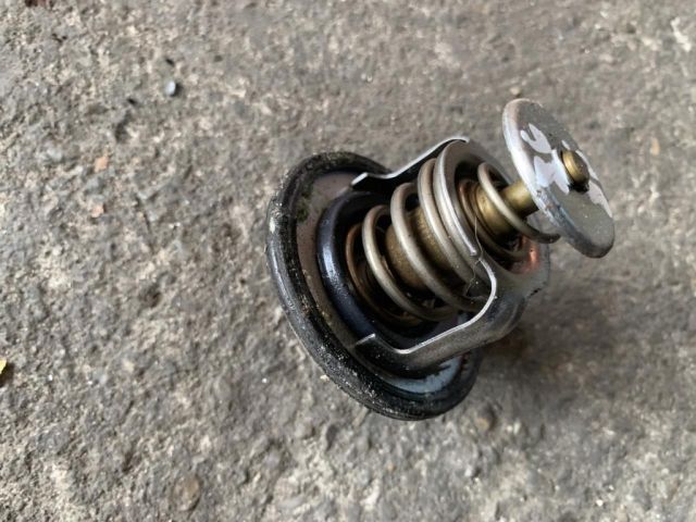 bontott MAZDA 6 Termosztát