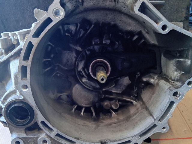 bontott MAZDA 6 Váltó (Mechanikus)