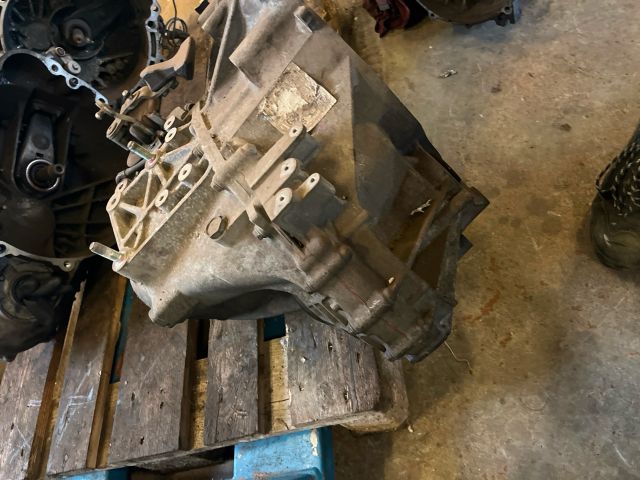 bontott MAZDA 6 Váltó (Mechanikus)