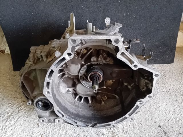 bontott MAZDA 6 Váltó (Mechanikus)