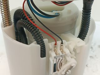 bontott MAZDA 6 Üzemanyag Szivattyú