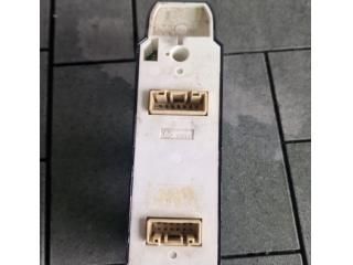 bontott MAZDA 6 Ablakemelő Kapcsoló Négyes / Kettes