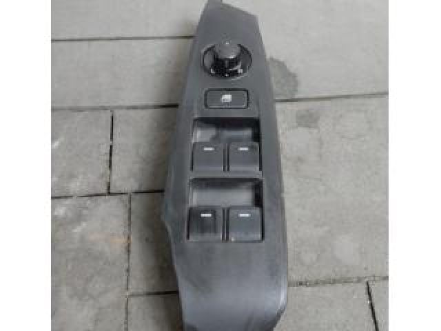 bontott MAZDA 6 Ablakemelő Kapcsoló Négyes / Kettes