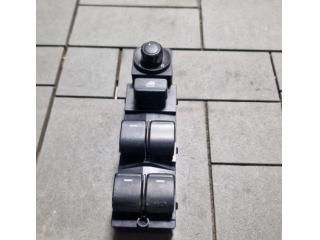 bontott MAZDA 6 Ablakemelő Kapcsoló Négyes / Kettes