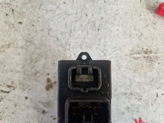 bontott MAZDA 6 Ablakemelő Kapcsoló Négyes / Kettes