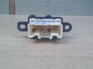 bontott MAZDA 6 Ablakemelő Kapcsoló (Pozíciófüggetlen)