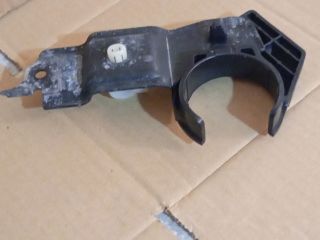 bontott MAZDA 6 Ablakmosó Tartály Tartó