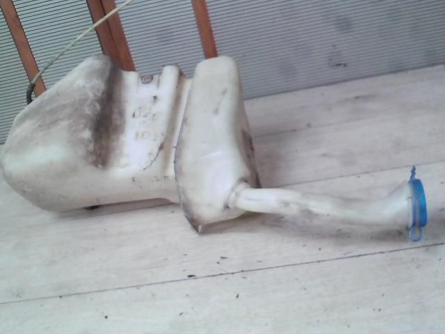 bontott MAZDA 6 Ablakmosó Tartály