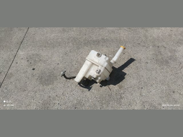 bontott MAZDA 6 Ablakmosó Tartály