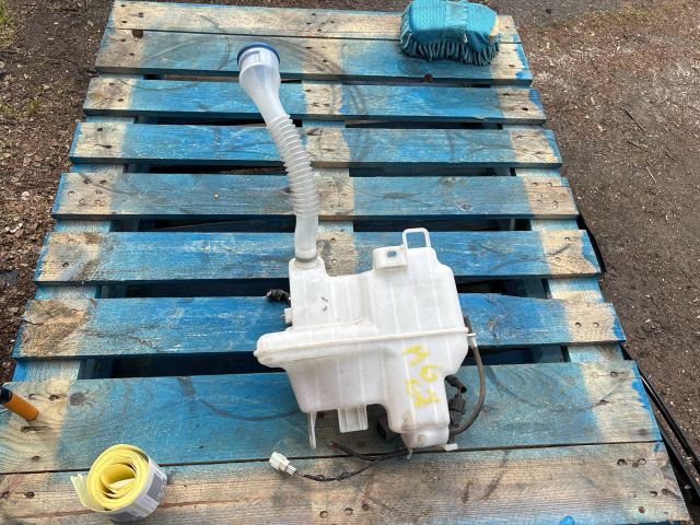 bontott MAZDA 6 Ablakmosó Tartály