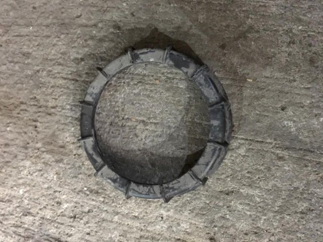 bontott MAZDA 6 AC Pumpa Rögzítő Gyűrű