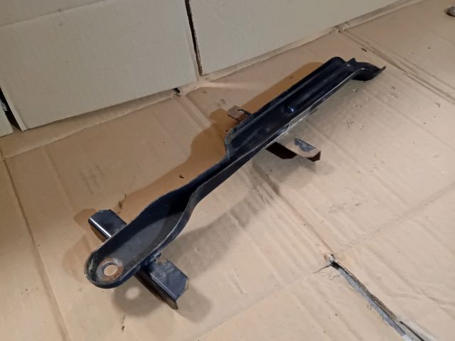 bontott MAZDA 6 Akkumulátor Leszorító