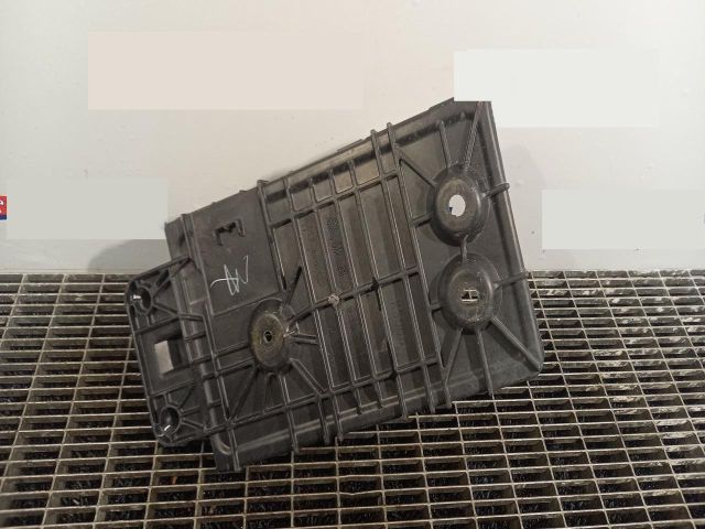 bontott MAZDA 6 Akkumulátor Tartó