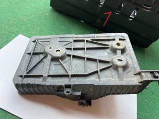 bontott MAZDA 6 Akkumulátor Tartó