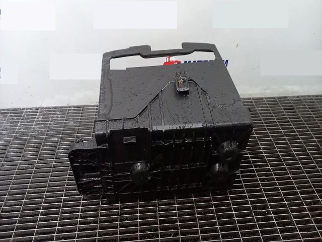 bontott MAZDA 6 Akkumulátor Tartó